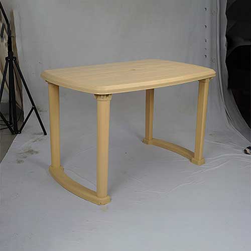Nilkamal Dining Table