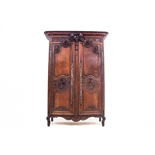 Carved Wooden Almirah