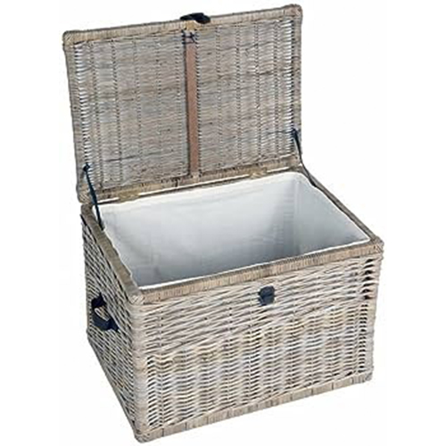 Wicker Trunk